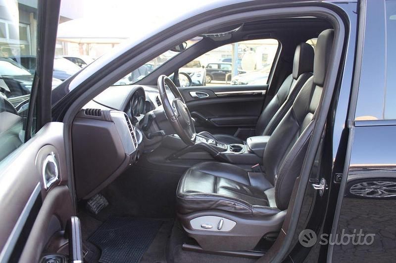 Usata Porsche Cayenne 245 CV (180 kW) 2013 Nero SUV