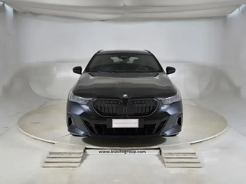 Usata BMW 520 M Sport 197 CV (144 kW) 2024 Nero Station wagon