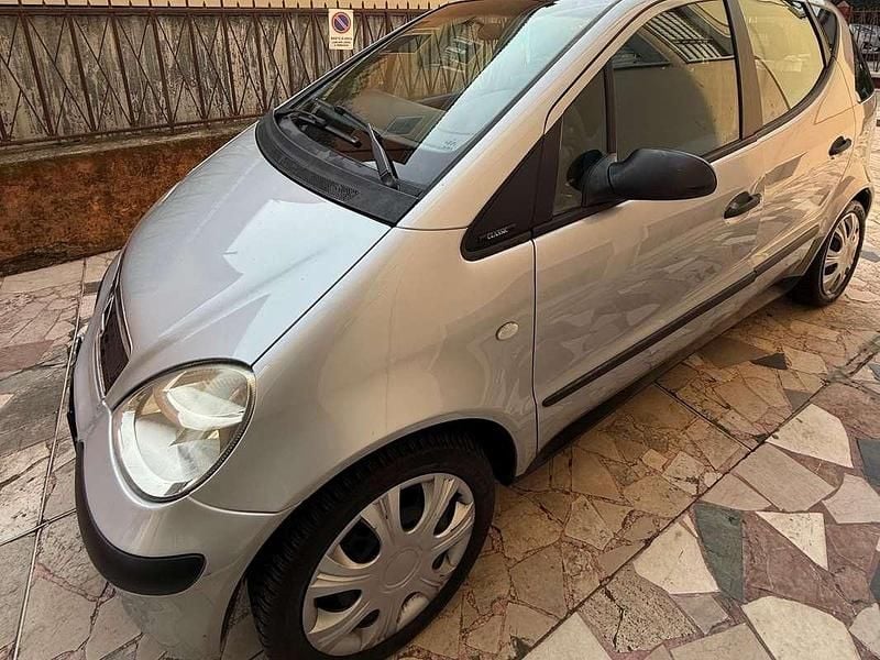Usata Mercedes A140 Classic 82 CV (60 kW) 2002 Argento Monovolume