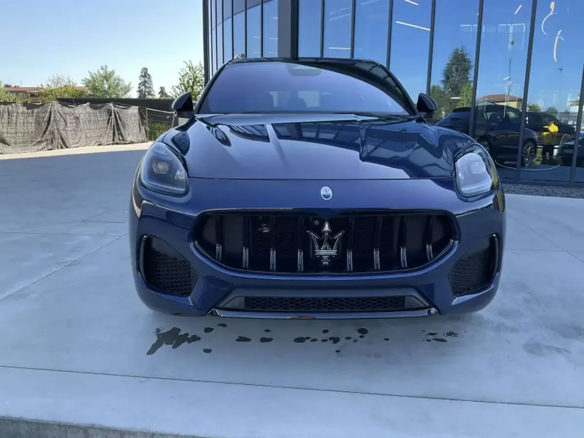 Nuova Maserati Grecale 330 CV (242 kW) 2025 Blu/azzurro SUV