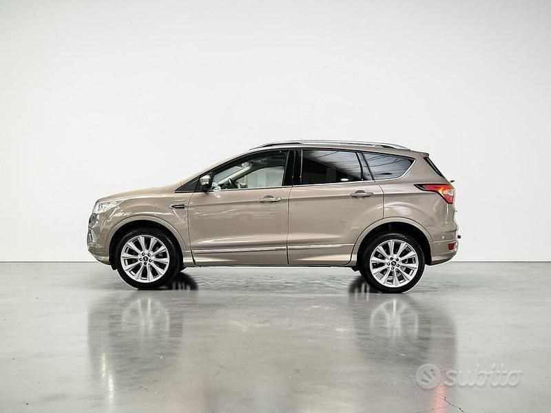 Usata Ford Kuga Vignale 180 CV (132 kW) 2018 Bei SUV