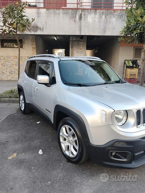 Usata Jeep Renegade 120 CV (88 kW) 2017 Grigio SUV