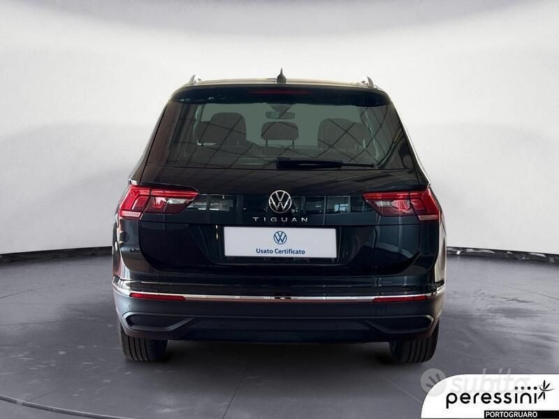 Usata VW Tiguan Life 150 CV (110 kW) 2022 Nero SUV