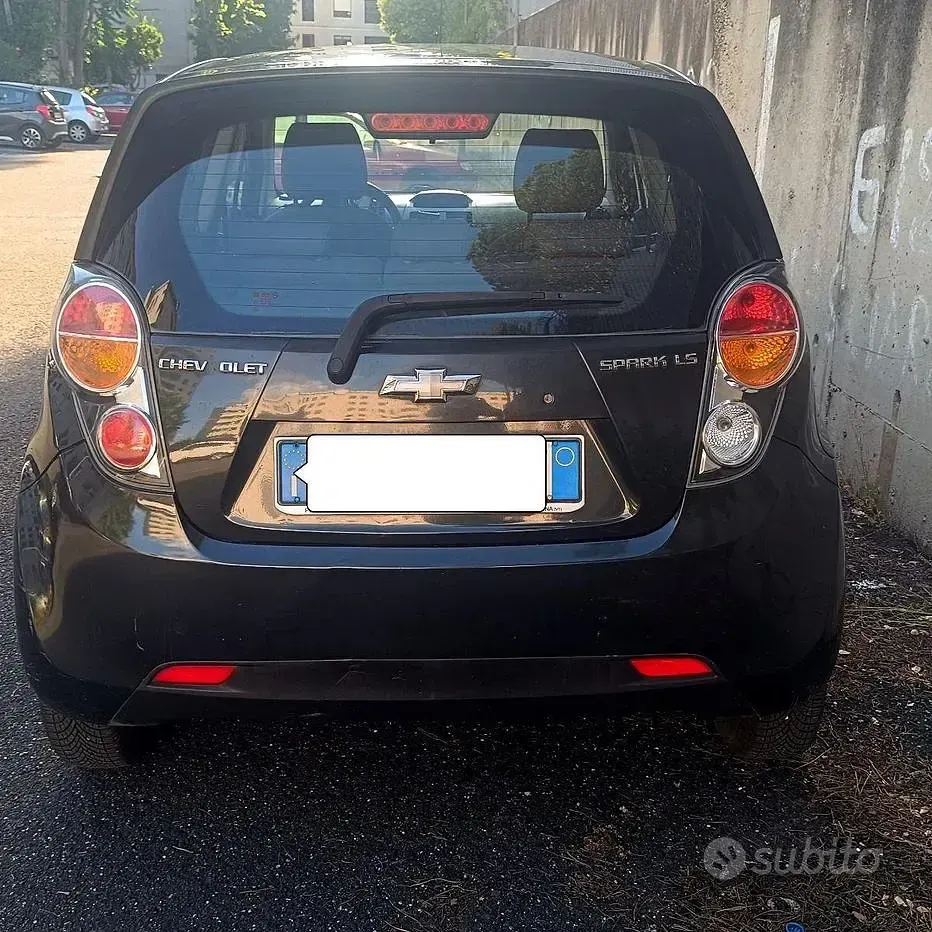 Usata Chevrolet Spark 68 CV (50 kW) 2012 Nero Utilitaria