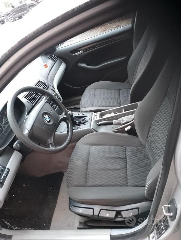 Occasion BMW 320 136 ch (100 kW) 1998 Gris Berline