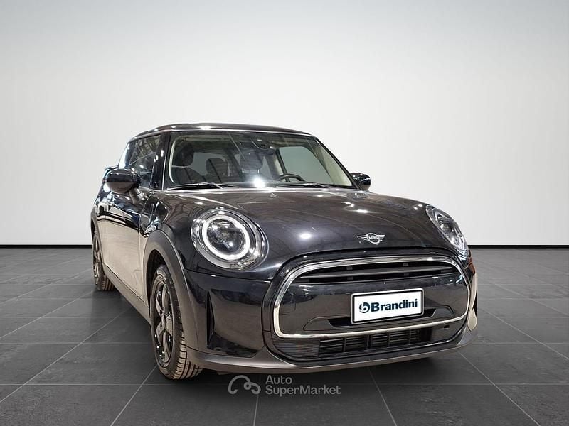 Usata Mini Cooper Clubman Essential 136 CV (100 kW) 2023 Nero Station wagon