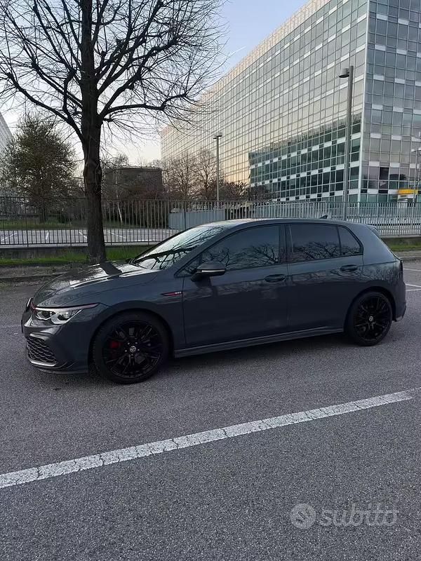 Usata VW Golf VII GTI 350 CV (257 kW) 2020 Grigio Berlina