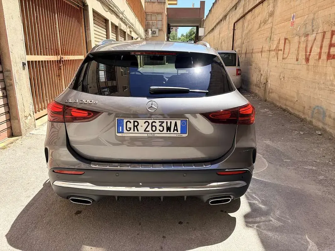 Usata Mercedes GLA200 Premium 150 CV (110 kW) 2024 SUV
