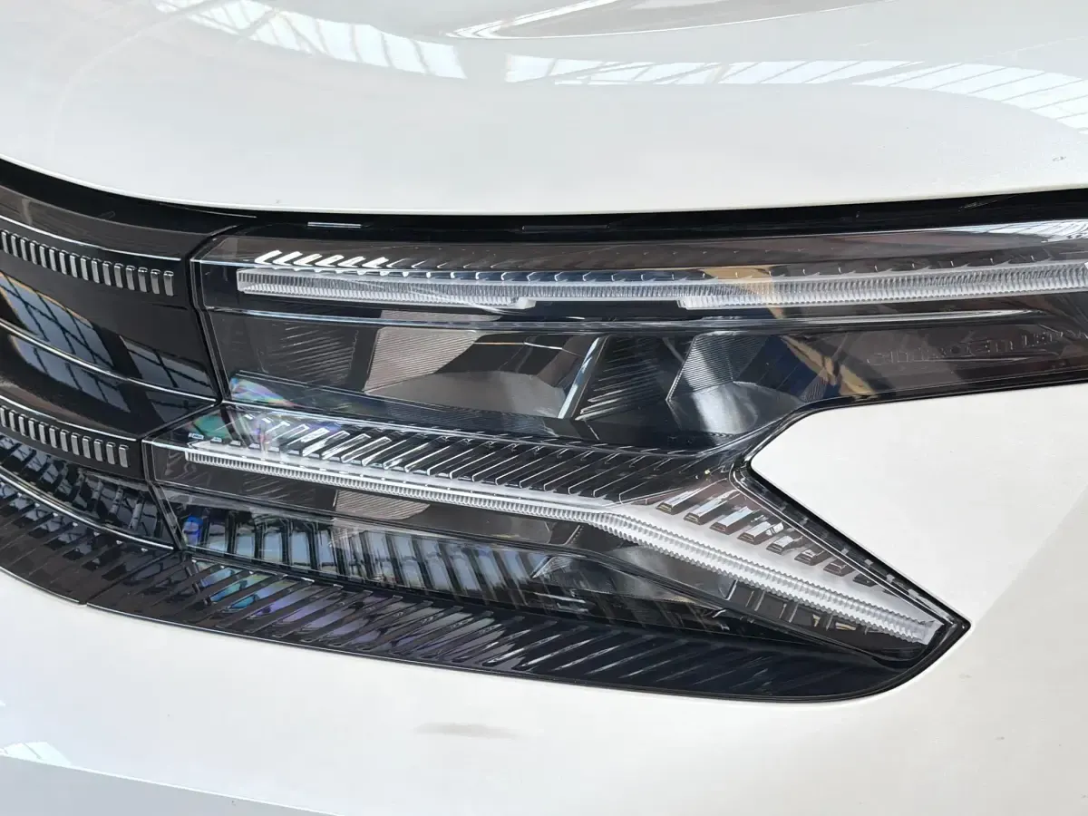Usata Citroën C5 Aircross Shine 224 CV (164 kW) 2021 Grigio SUV