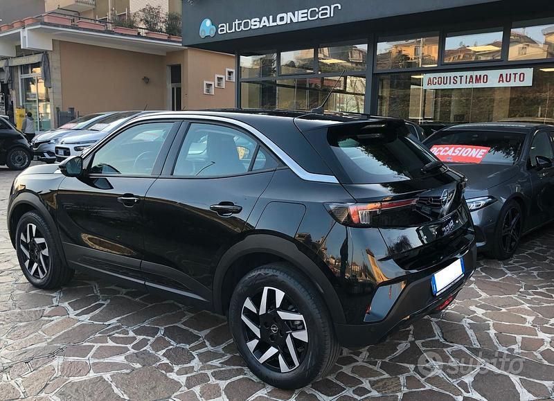 Usata Opel Mokka Elegance 131 CV (96 kW) 2022 Nero SUV