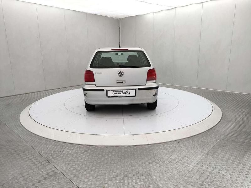 Usata VW Polo 50 CV (36 kW) 2000 Argento Utilitaria