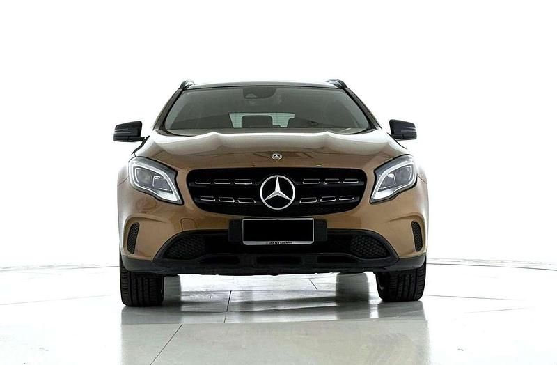 Usata Mercedes GLA200 Premium 136 CV (100 kW) 2018 Other SUV