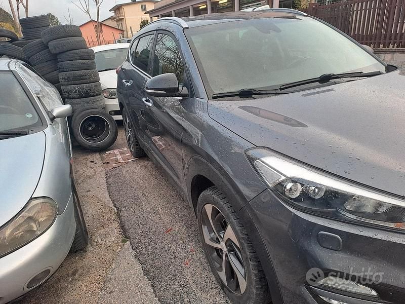 Usata Hyundai Tucson Edition 116 CV (85 kW) 2017 Grigio SUV