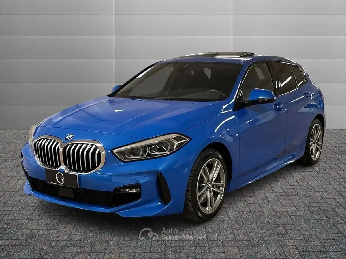 Begagnad BMW 118 M Sport 150 HK (110 kW) 2023 Halvkombi
