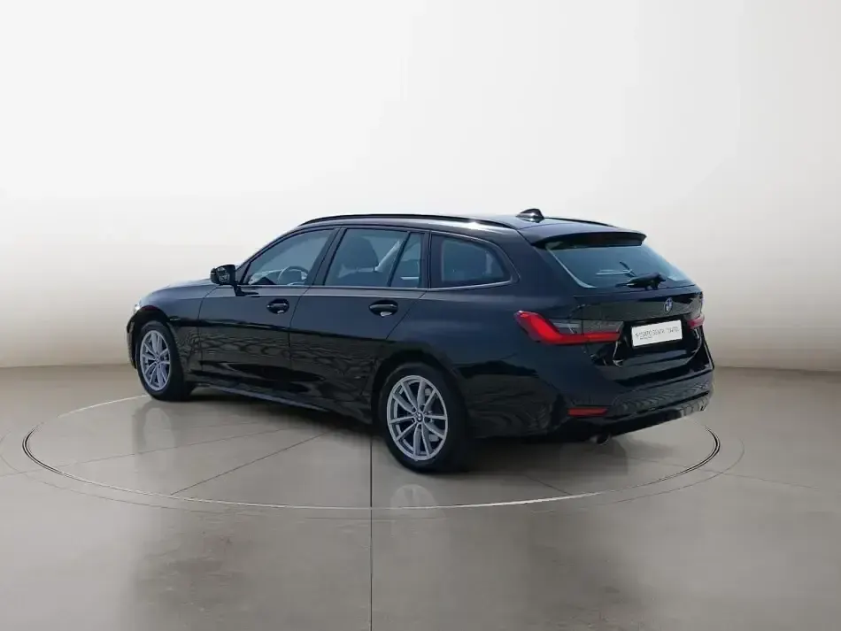 Usata BMW 318 150 CV (110 kW) 2021 Nero Station wagon