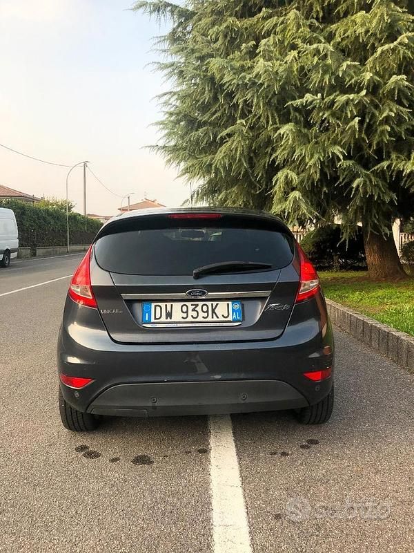 Usata Ford Fiesta 82 CV (60 kW) 2009 Utilitaria
