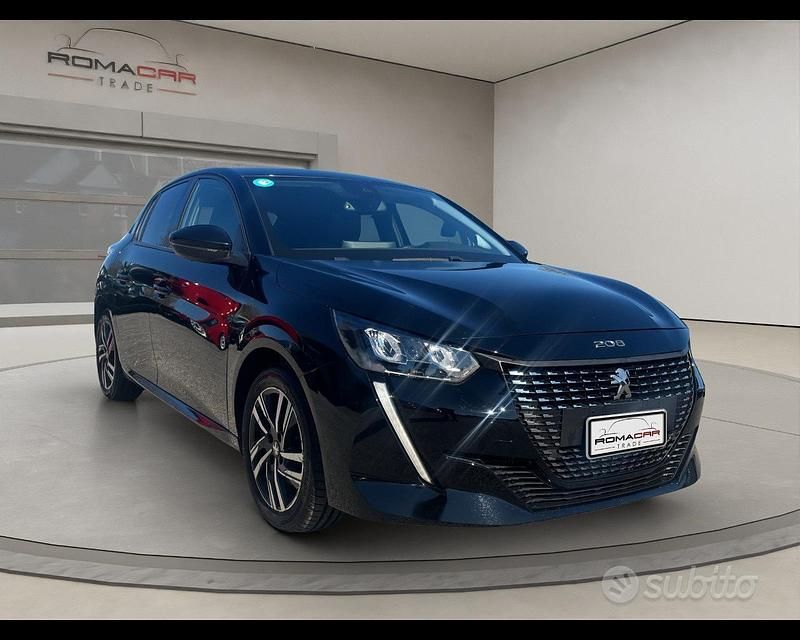Usata Peugeot 208 Allure 101 CV (74 kW) 2023 Nero Utilitaria