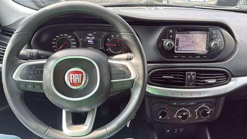 Usata Fiat Tipo 95 CV (69 kW) 2018 Grigio Berlina