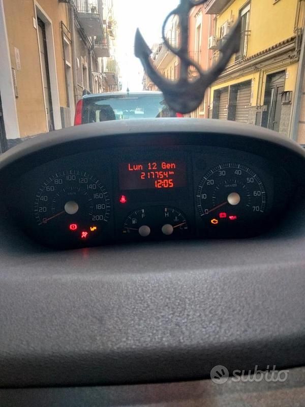 Usata Fiat Idea 95 CV (69 kW) 2009 Nero Monovolume