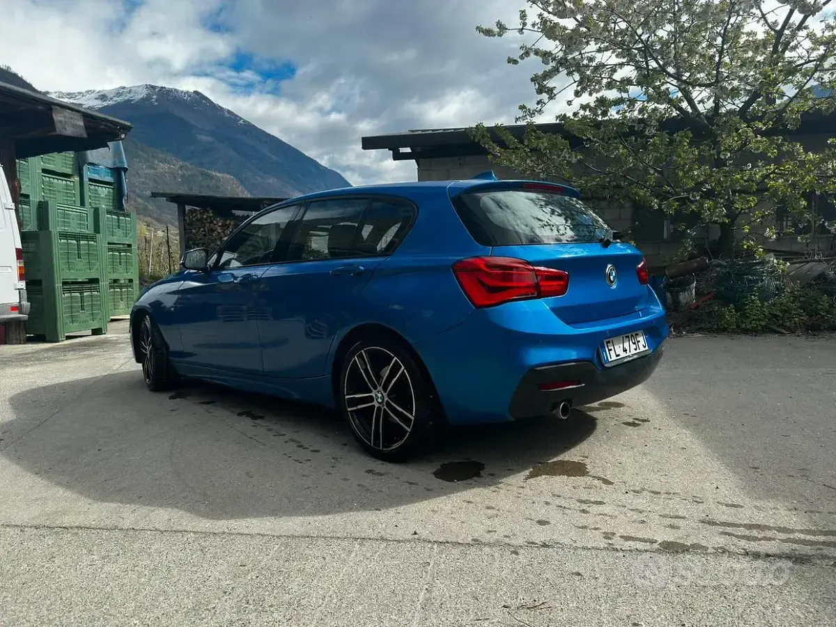 Usata BMW 118 M Sport 150 CV (110 kW) 2017 Bluazzurro Utilitaria
