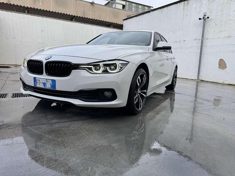 Usata BMW 318 Gran Turismo Advantage 150 CV (110 kW) 2017 Berlina