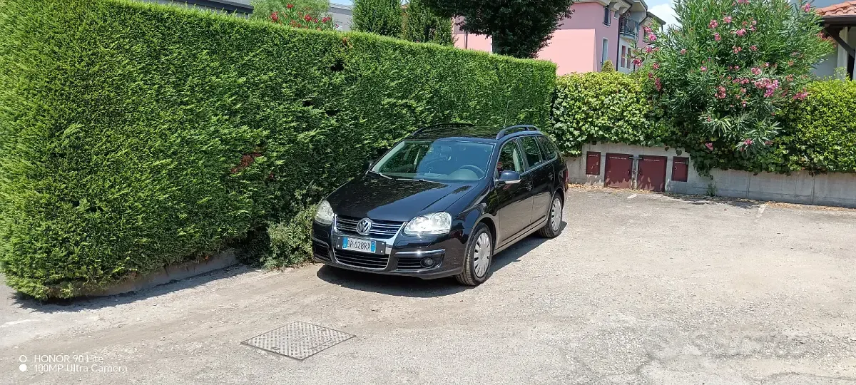 Usata VW Golf VI 105 CV (77 kW) 2008 Nero Utilitaria