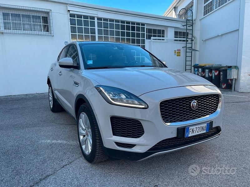 Argento Usata 2018 Jaguar E-Pace First Edition SUV | 15.700 € (Super prezzo) - Immagine 1/4