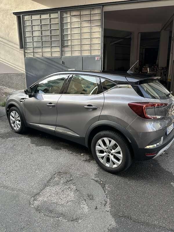 Usata Renault Captur Intens 101 CV (74 kW) 2020 SUV