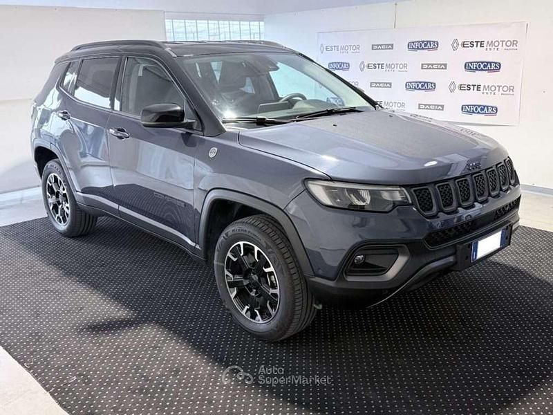 Usata Jeep Compass Trailhawk 179 CV (131 kW) 2023 Blu SUV