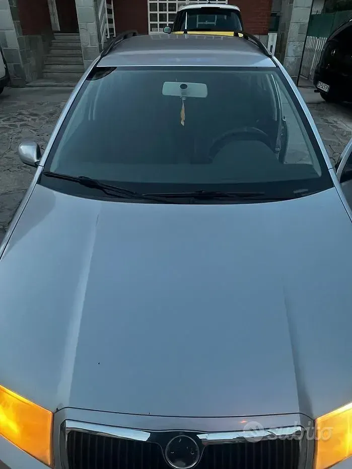 Usata Skoda Fabia 64 CV (47 kW) 2006 Grigio Station wagon