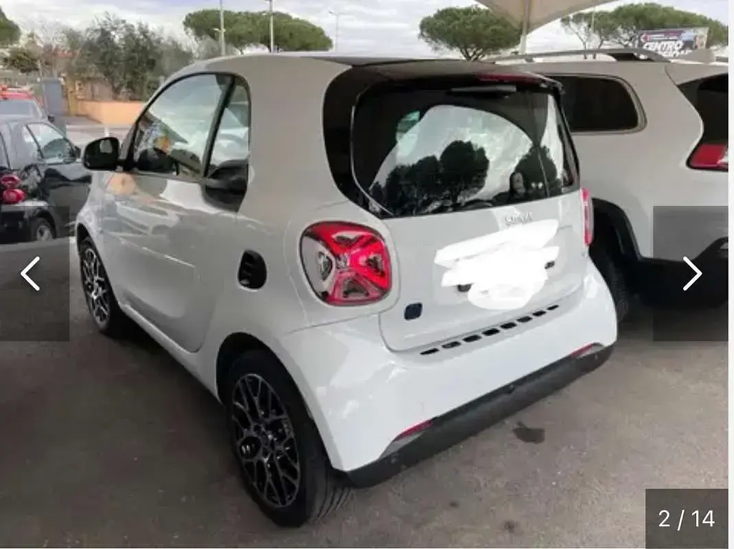 Usata Smart ForTwo Coupé Pulse 41 kW (56 CV) 2022 Bianco Utilitaria