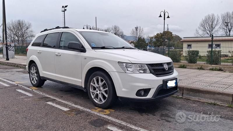 Usata Fiat Freemont Urban 140 CV (102 kW) 2012 Bianco SUV
