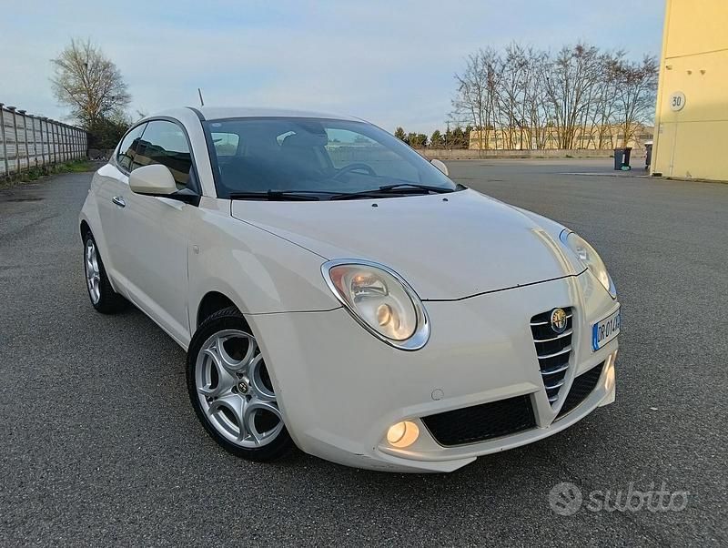 Usata Alfa Romeo MiTo Distinctive 120 CV (88 kW) 2008 Bianco Utilitaria
