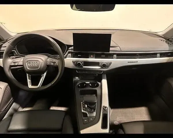 Usata Audi A4 Allroad Business 204 CV (150 kW) 2024 Nero Station wagon