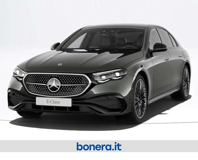 Nuova Mercedes E300 313 CV (230 kW) 2026 Grigio grafite Berlina