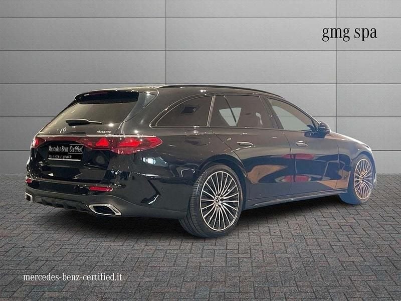 Usata Mercedes 300 Advanced Plus 313 CV (230 kW) 2024 Nero Station wagon