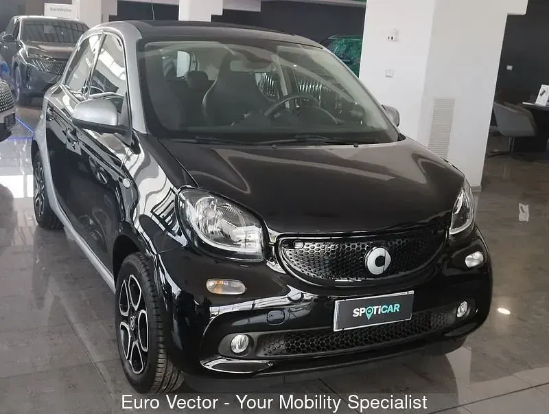 Usata Smart ForFour Prime 90 CV (66 kW) 2016 Utilitaria