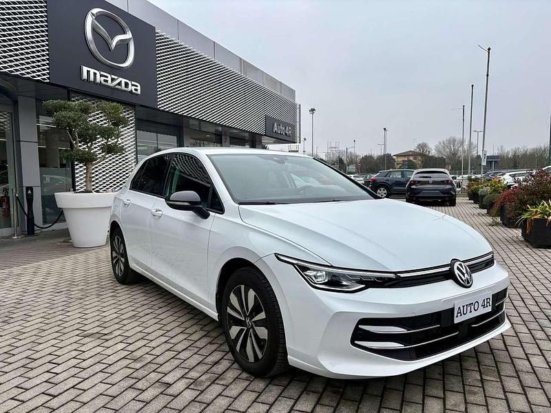Usata VW Golf VIII Goal 116 CV (85 kW) 2025 Bianco Berlina