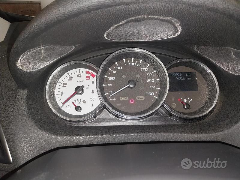 Usata Renault Mégane GrandTour 110 CV (80 kW) 2011 Bianco Station wagon