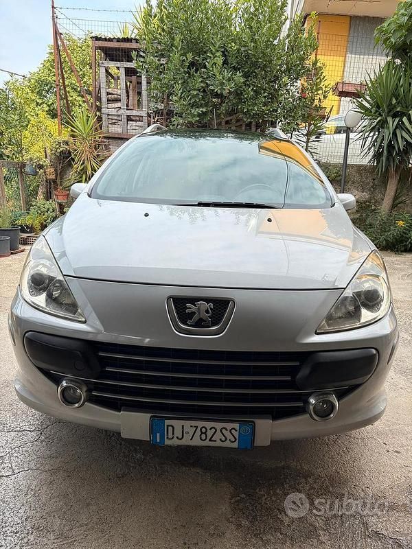 Usata Peugeot 307 88 CV (64 kW) 2007 Grigio Station wagon