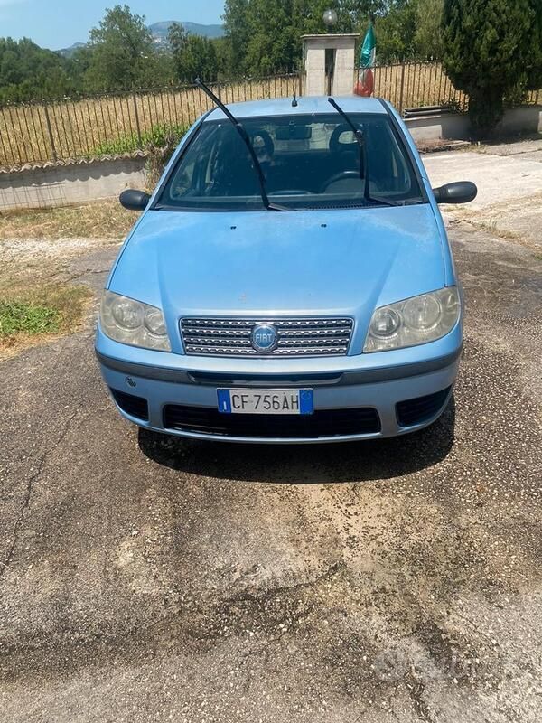 Blu Usata 2003 Fiat Punto Classica Due volumi | 1000 € - Immagine 1/4