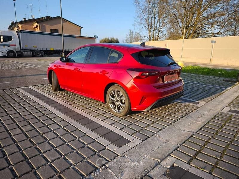 Usata Ford Focus ST-Line X 125 CV (91 kW) 2023 Rosso Berlina