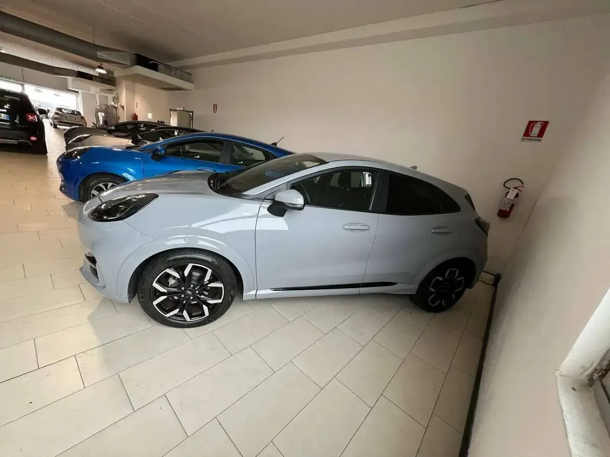 Usata Ford Puma ST-Line 155 CV (114 kW) 2020 Grigio SUV