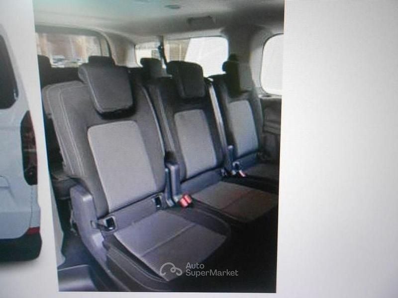 Nuova VW Multivan 110 CV (80 kW) 2026 Bianco Furgone