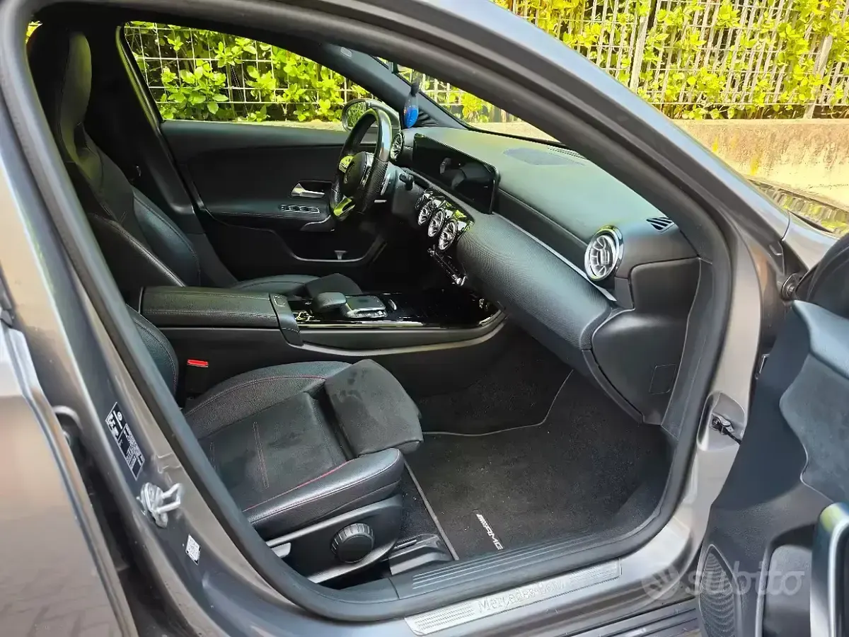 Usata Mercedes A200 Premium 2020 Grigio Berlina