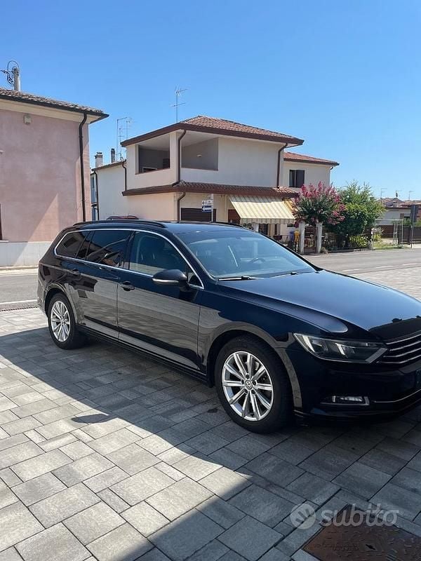 Usata VW Passat 150 CV (110 kW) 2015 Nero Station wagon
