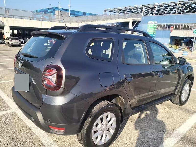 Usata Dacia Duster 101 CV (74 kW) 2022 Grigio SUV
