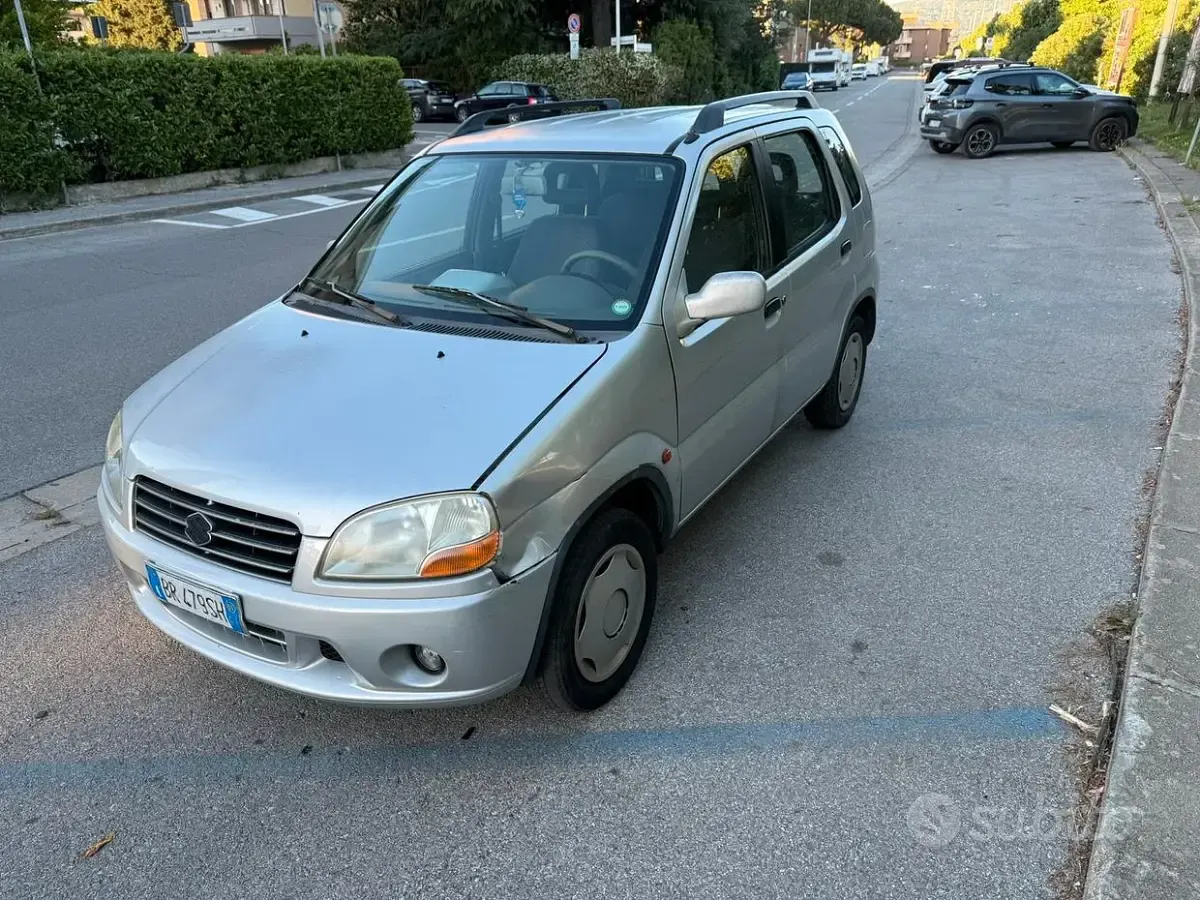 Usata Suzuki Ignis 83 CV (61 kW) 2001 Utilitaria