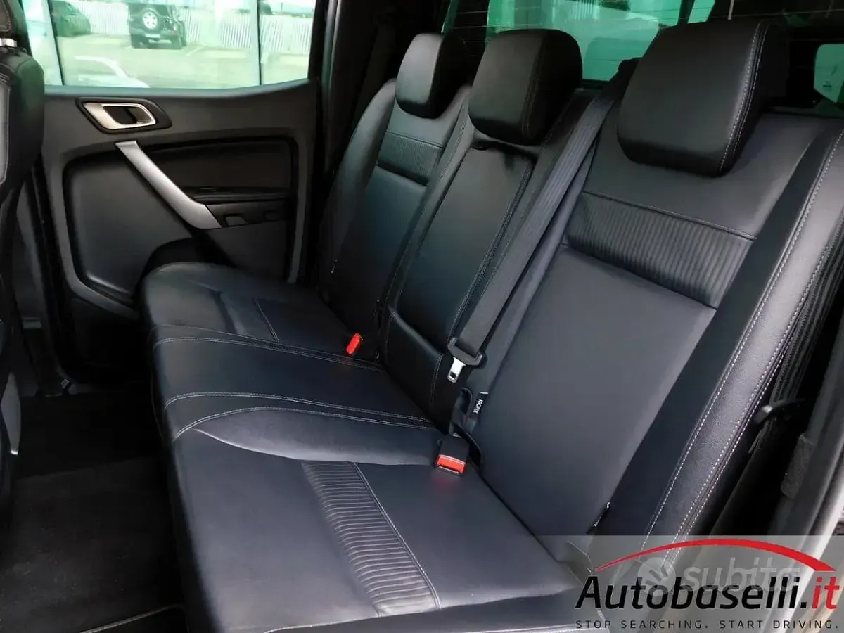 Usata Ford Ranger Limited 170 CV (125 kW) 2022 Nero Pick-up