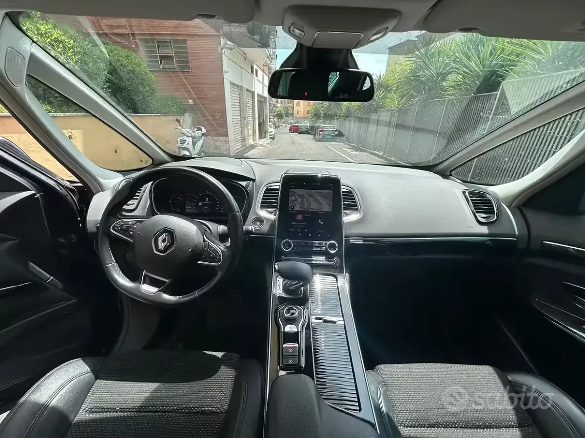 Usata Renault Espace 189 CV (139 kW) 2022 Nero Monovolume